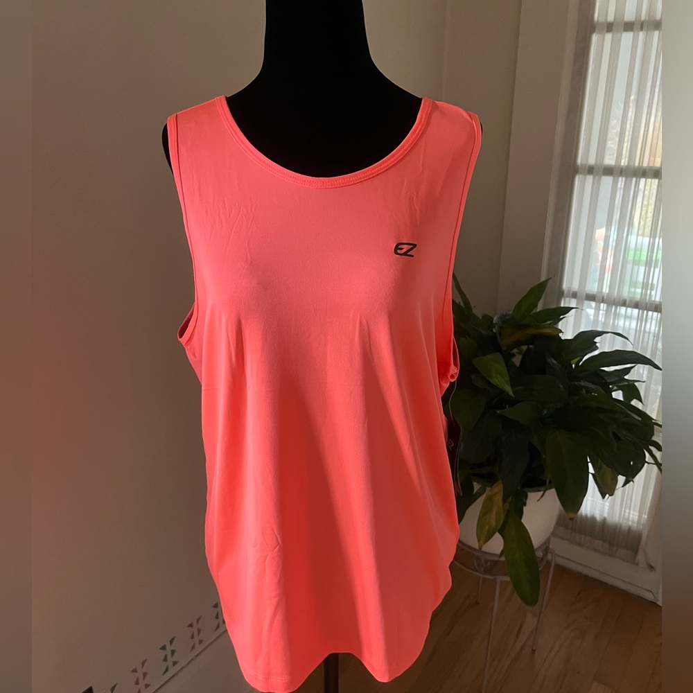 Men’s EZRUN  Coral Tank Top - Size Medium